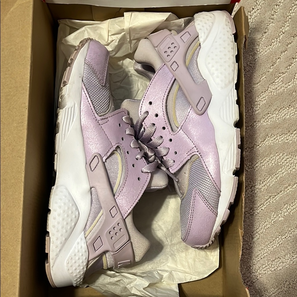 Nike Hurache Sneakers- LIMITED EDITION